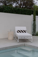 Load image into Gallery viewer, The “Aurora” sun bed - Pure white
