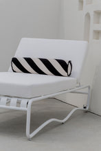 Load image into Gallery viewer, The “Aurora” sun bed - Pure white
