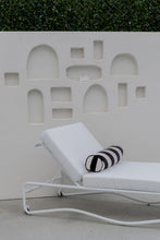 Load image into Gallery viewer, The “Aurora” sun bed - Pure white
